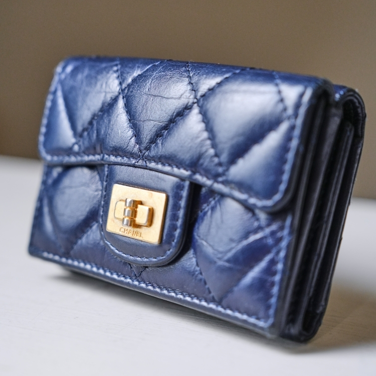 Chanel 2.55藍色三折短夾