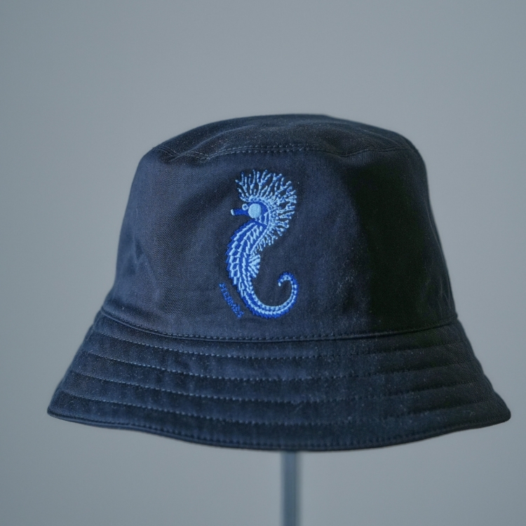 Hermes 黑底海馬刺繡漁夫帽 59