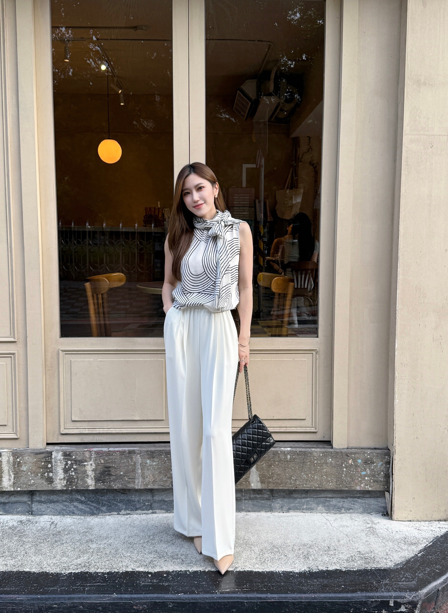 抽繩素面直筒褲