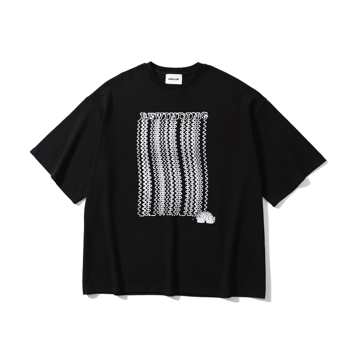 ANGLAN / SLINKY GRAPHIC HALF TEE