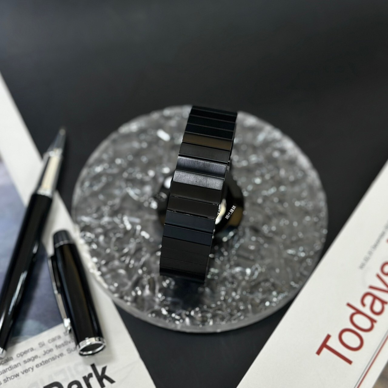 【DW Daniel Wellington】Piano Pink Onyx Unitone DW00100778 40mm  Modern Watch