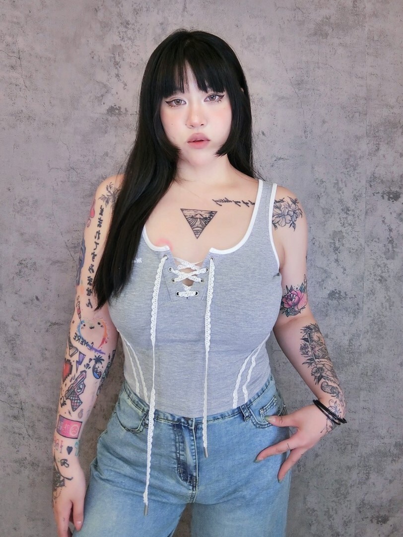 美式蕾絲滾邊收腰背心