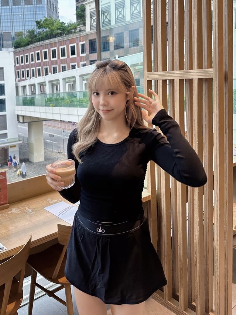 Alo yoga Match Point Short 運動短褲 黑色