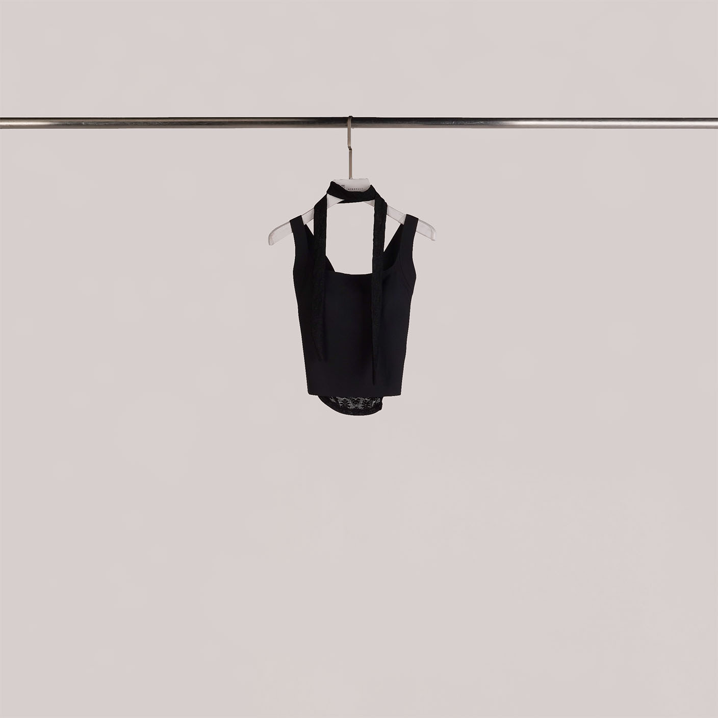 涼感蕾絲方領Bra Top + 圍脖 | 就是黑