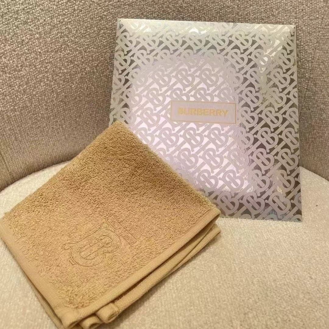 Burberry Face Cloth Towel 經典logo毛巾仔|含銀色包裝