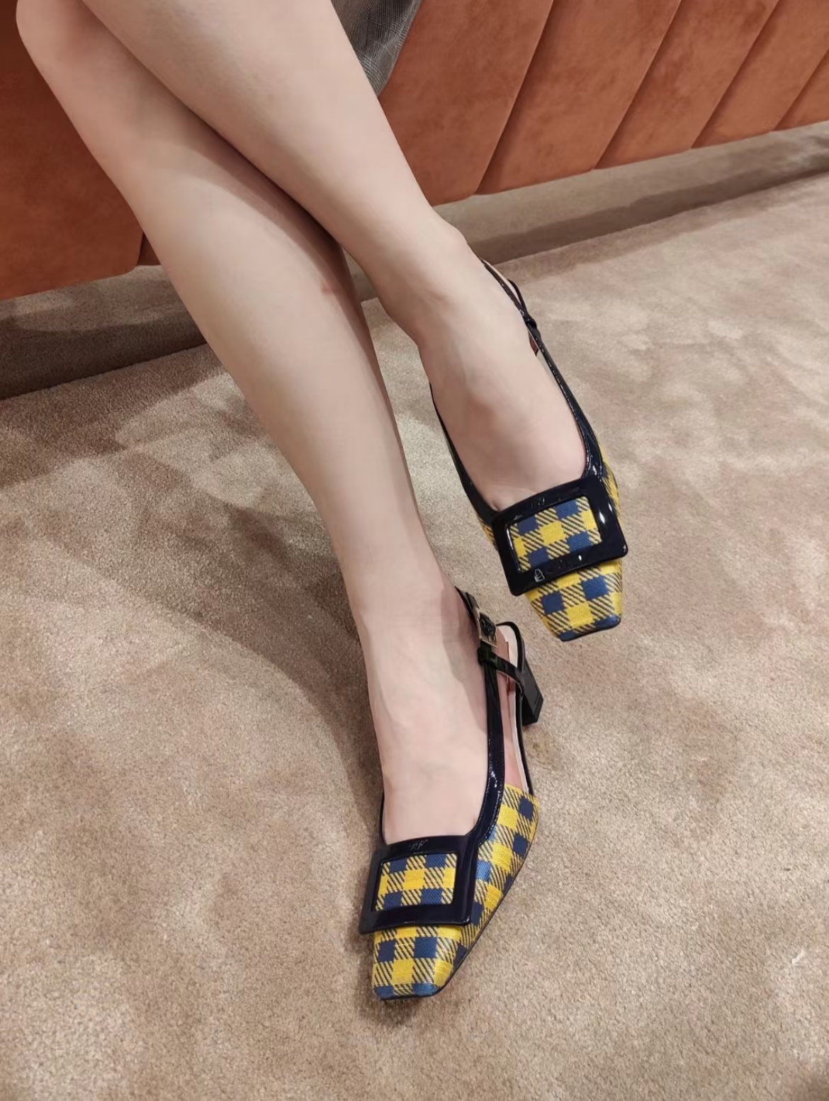 Roger Vivier RV Belle Vivier slingback heels yellow navy 45mm