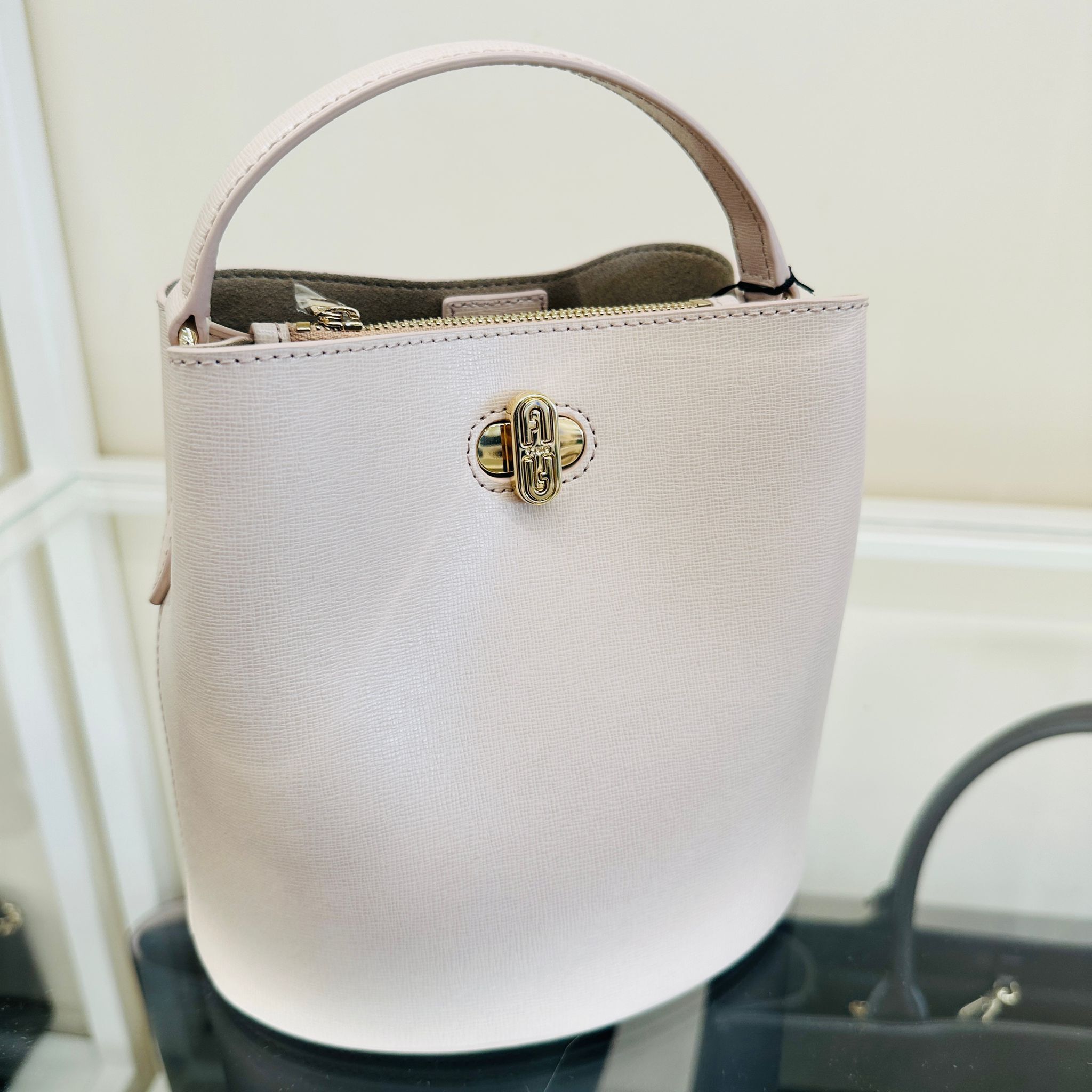 【直播】Q072407 Furla Danae 粉紅色水桶包