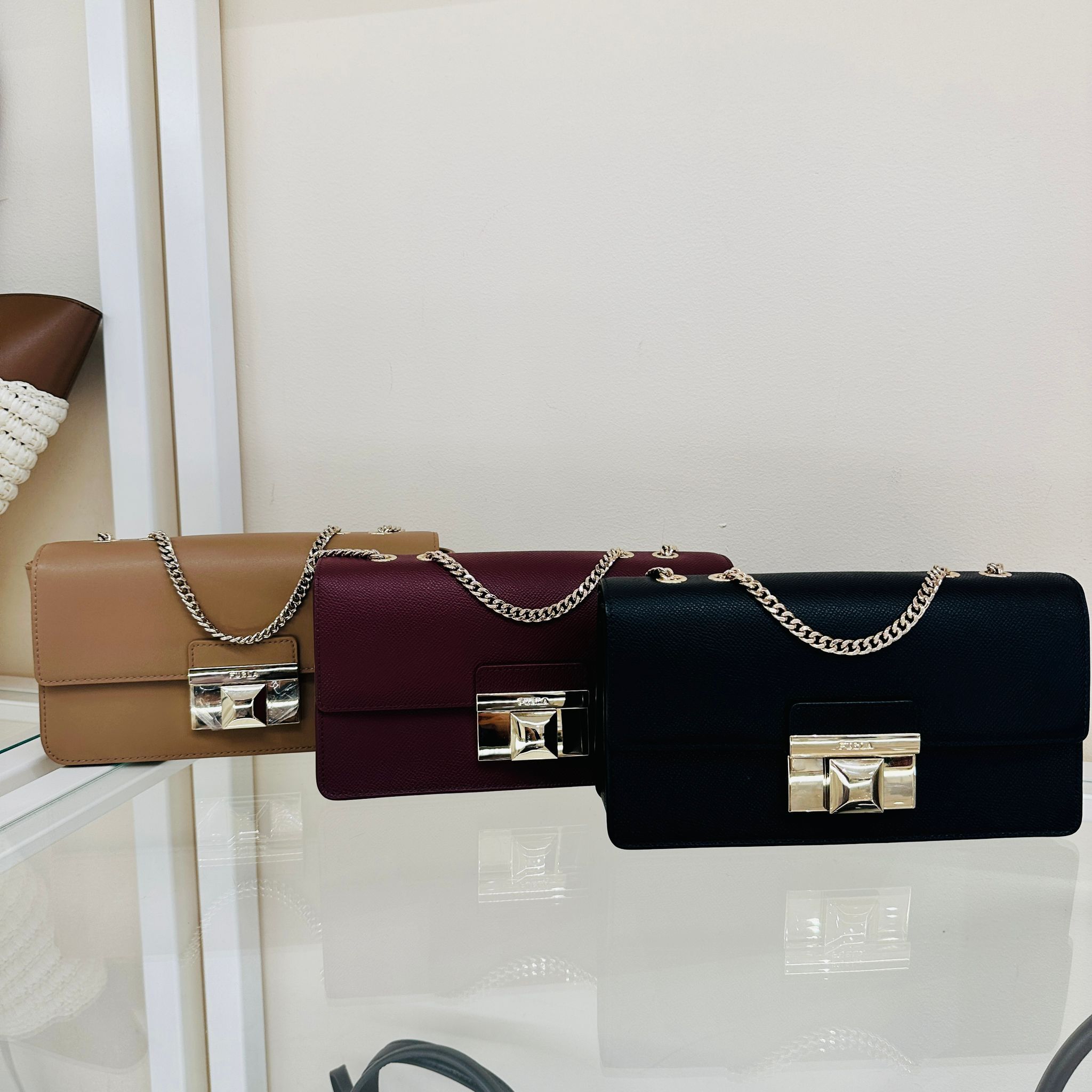 【直播】Q072410 Furla Venere鏈條斜孭袋