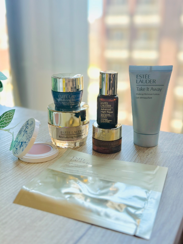 雅詩蘭黛-晶透光采賦活特潤組