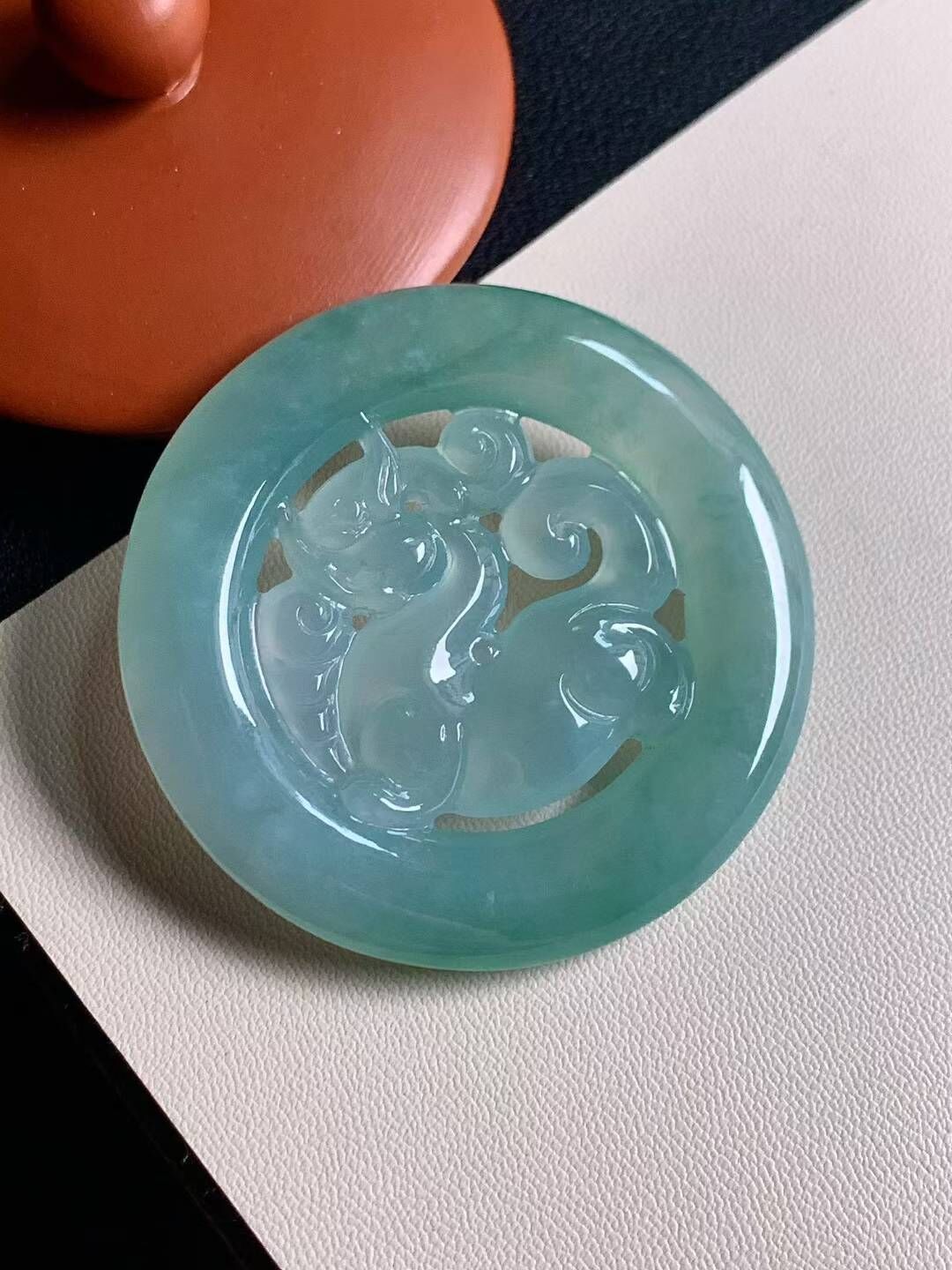 720531 翡翠高冰飄彩龍壁 (56.6mm直徑)