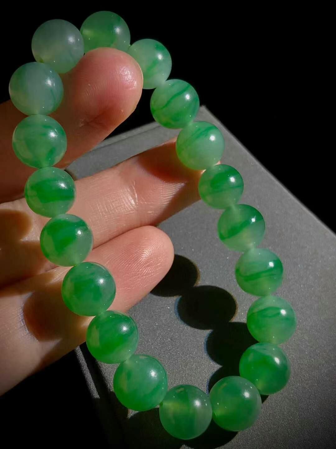 7205372 翡翠手串 (10mm直徑)