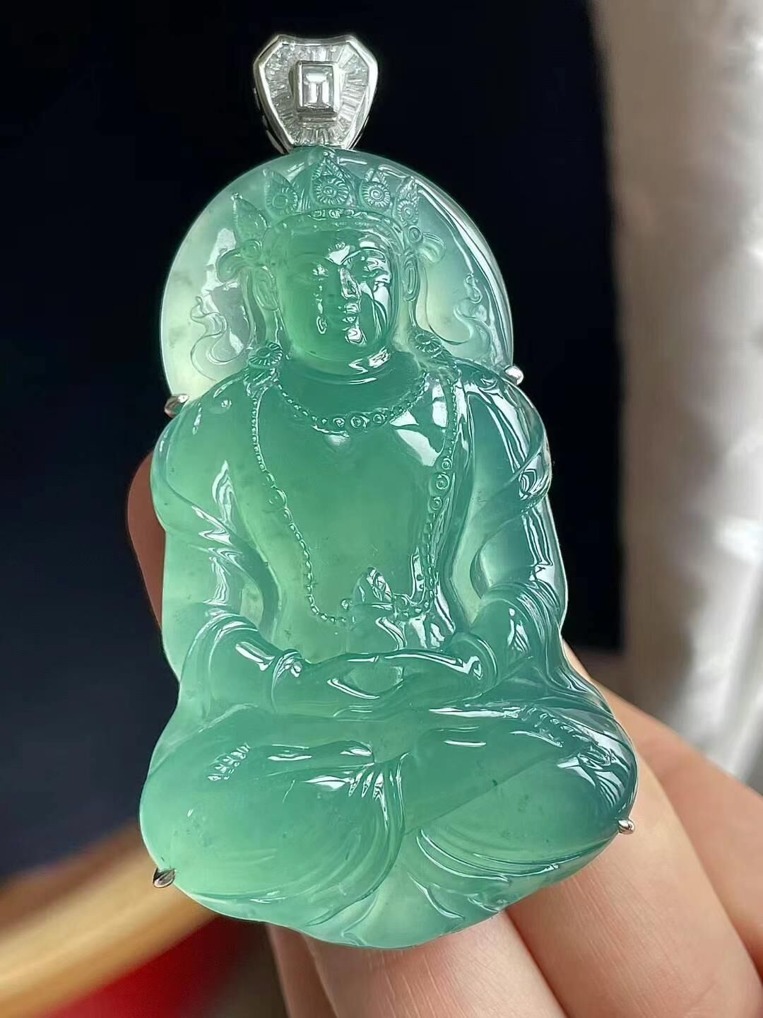 7205553 翡翠冰晴綠度母吊墜