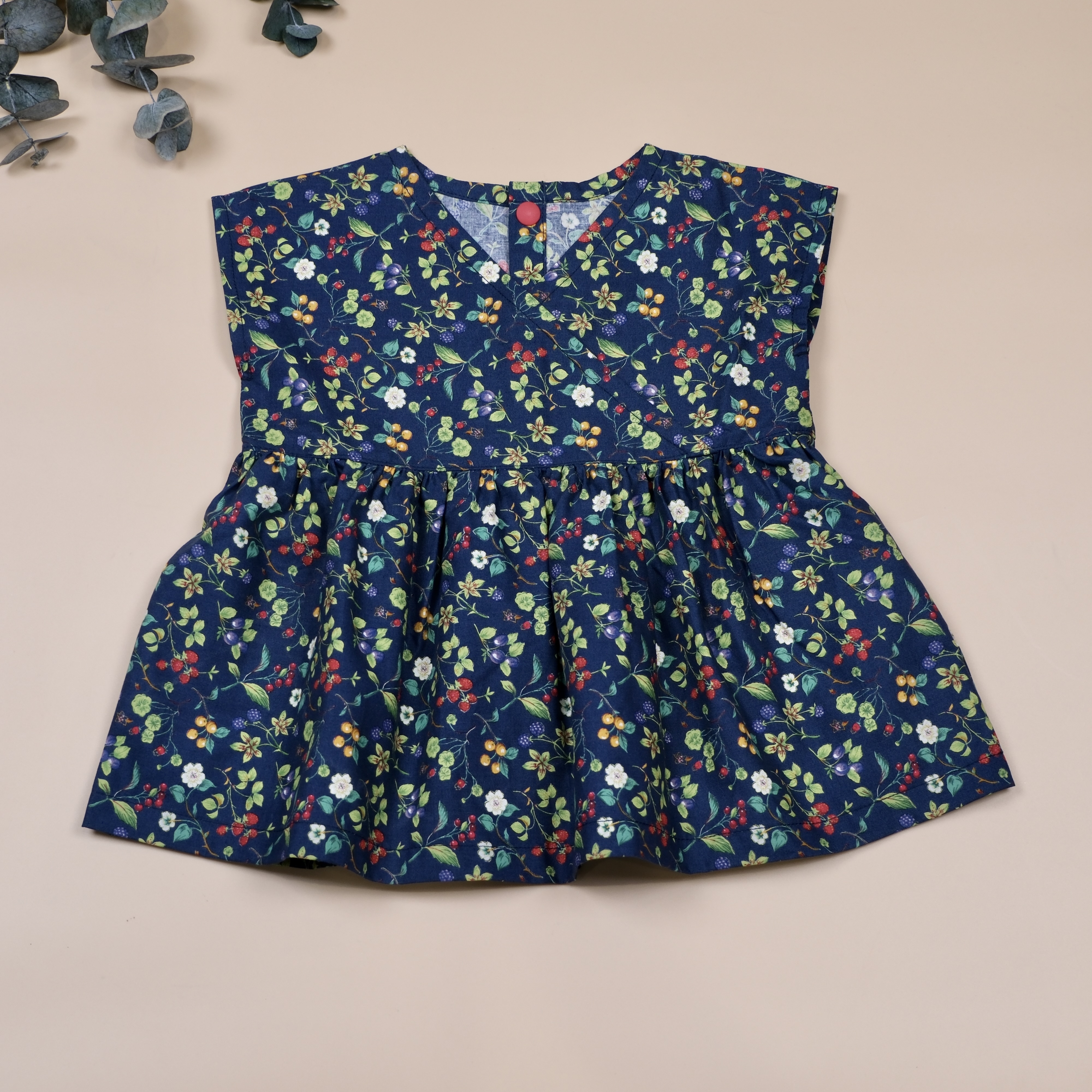 拾花日常系列 ❃ 深藍莓果 ❃ 無袖上衣