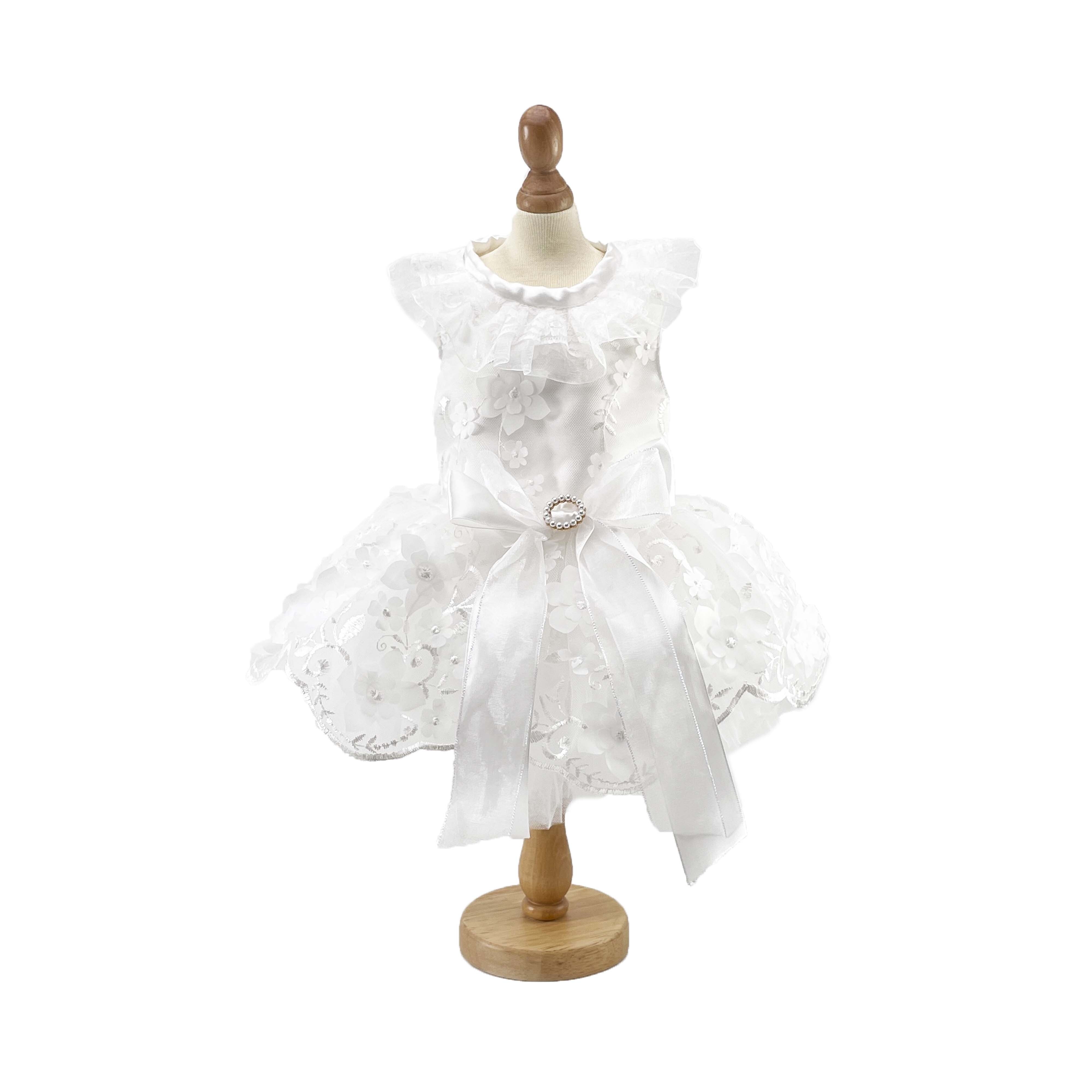 【XS~3XL】Floral Embroidered Tulle Wedding Dress