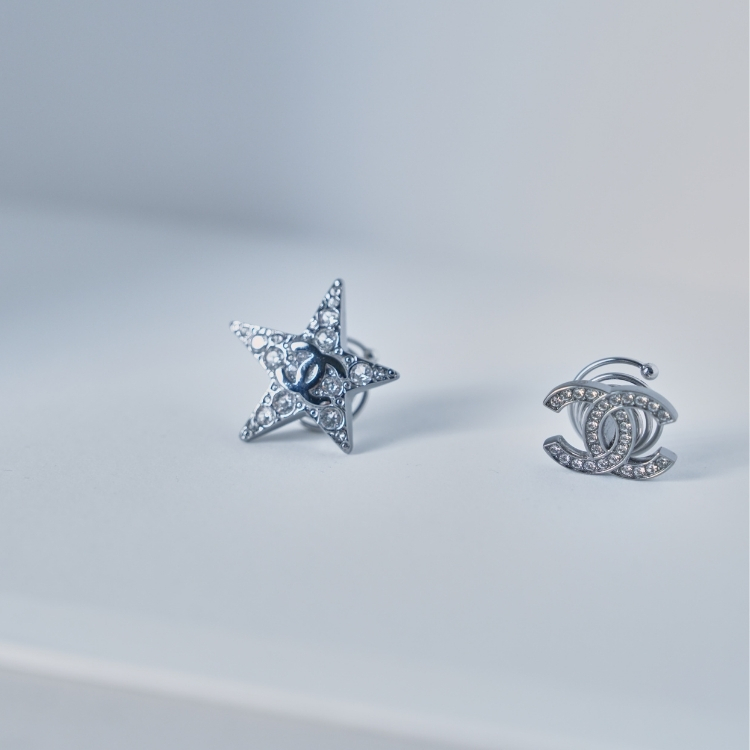 Chanel 星星logo髮夾