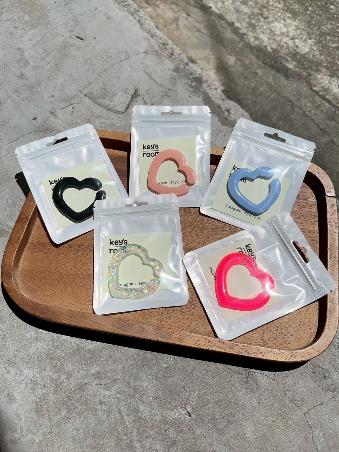 [key's room] 糖果系愛心耳骨夾 | NO.4