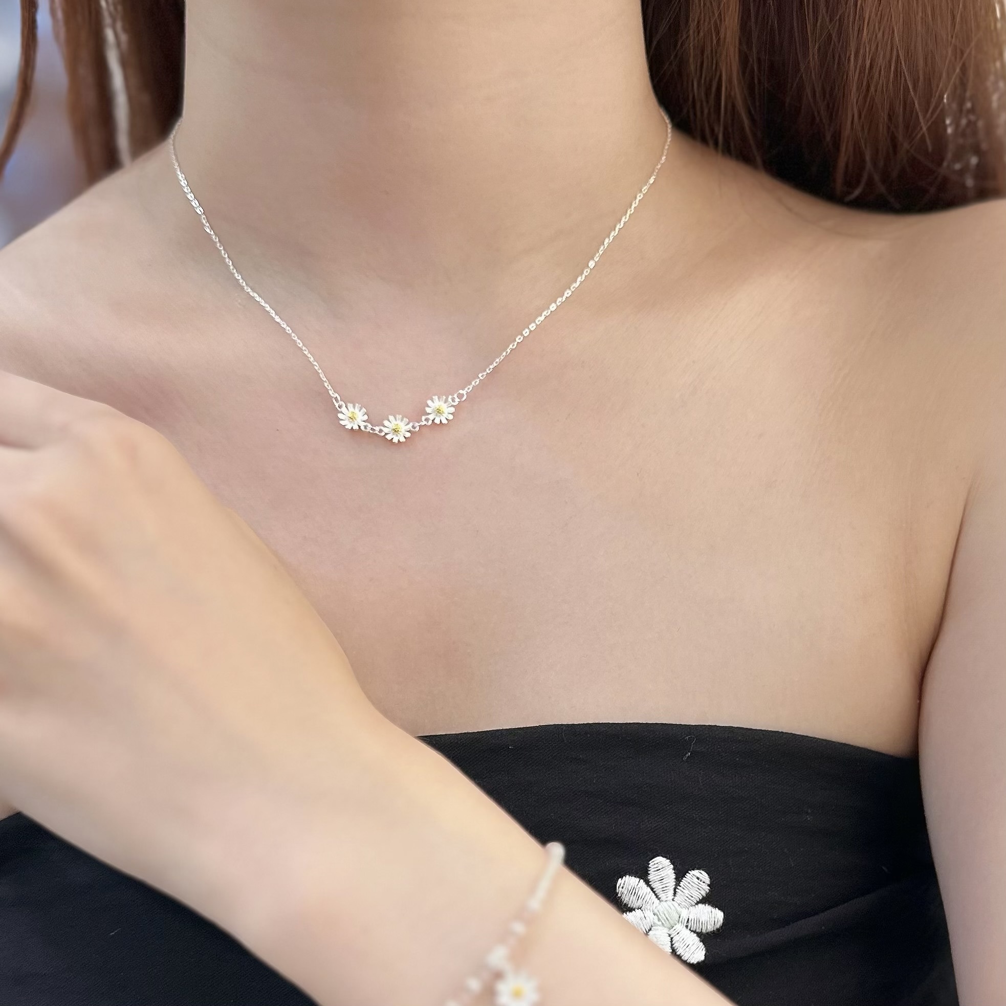 K101三朵小雛菊純銀鎖骨鏈