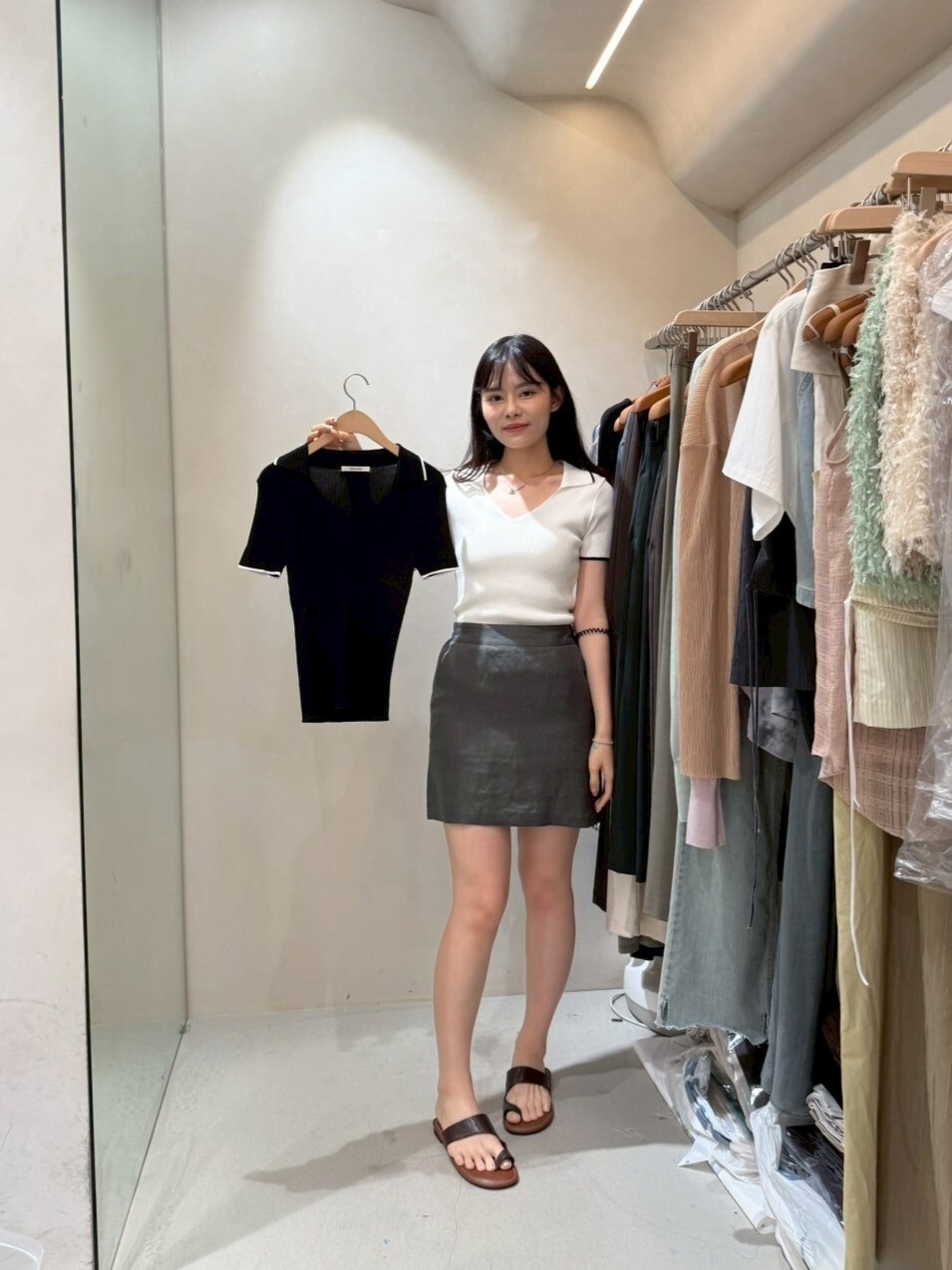 NS4510 小V領翻領口拼邊上衣 *特價* (優惠碼同充值購物金不適用)