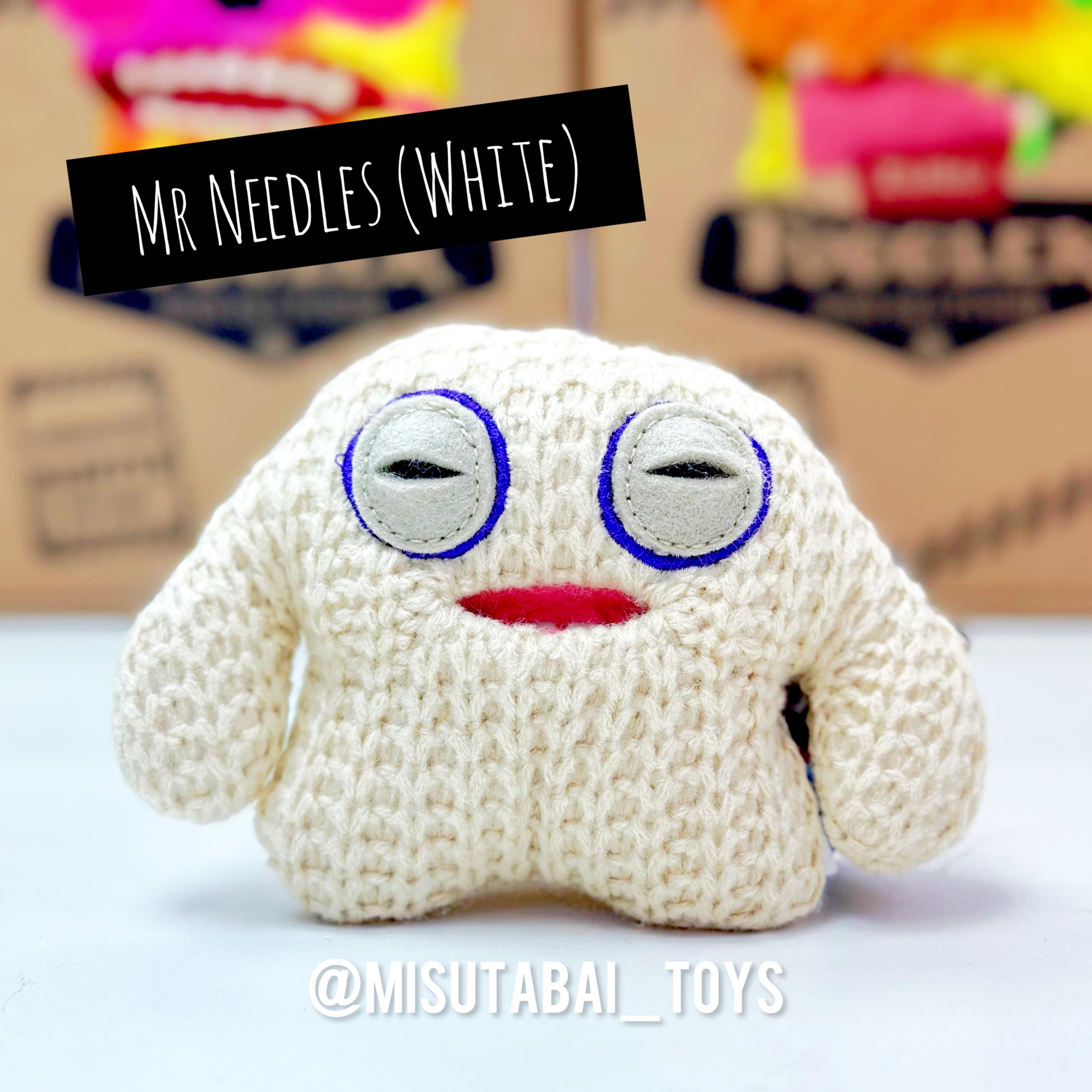 FG74263 Fuggler Key Ring S5 Mr. Needles (White)