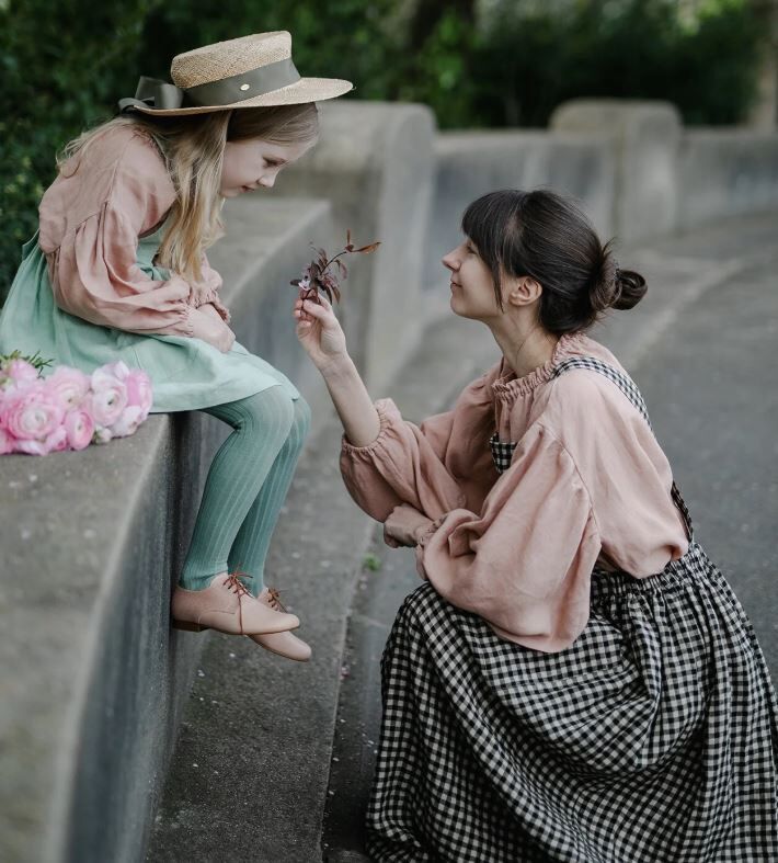 (預購)ALL THE BEAUTIFUL LINEN 大人款-格紋亞麻圍裙長洋 Cottage Linen Dress