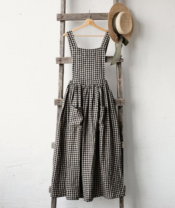 (預購)ALL THE BEAUTIFUL LINEN 大人款-格紋亞麻圍裙長洋 Cottage Linen Dress