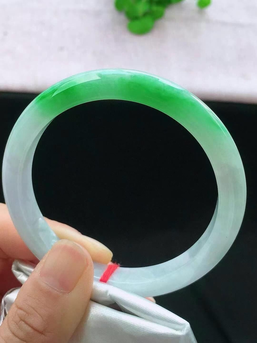 冰飄綠翡翠正圈手鐲,天然翡翠A玉, 緬甸玉, Jade, Jadeite