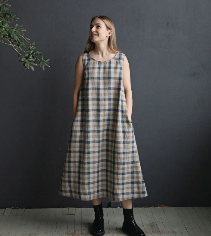 (預購)ALL THE BEAUTIFUL LINEN 大人款-格紋無袖綁帶洋裝 Festive Sleeveless Linen Dress