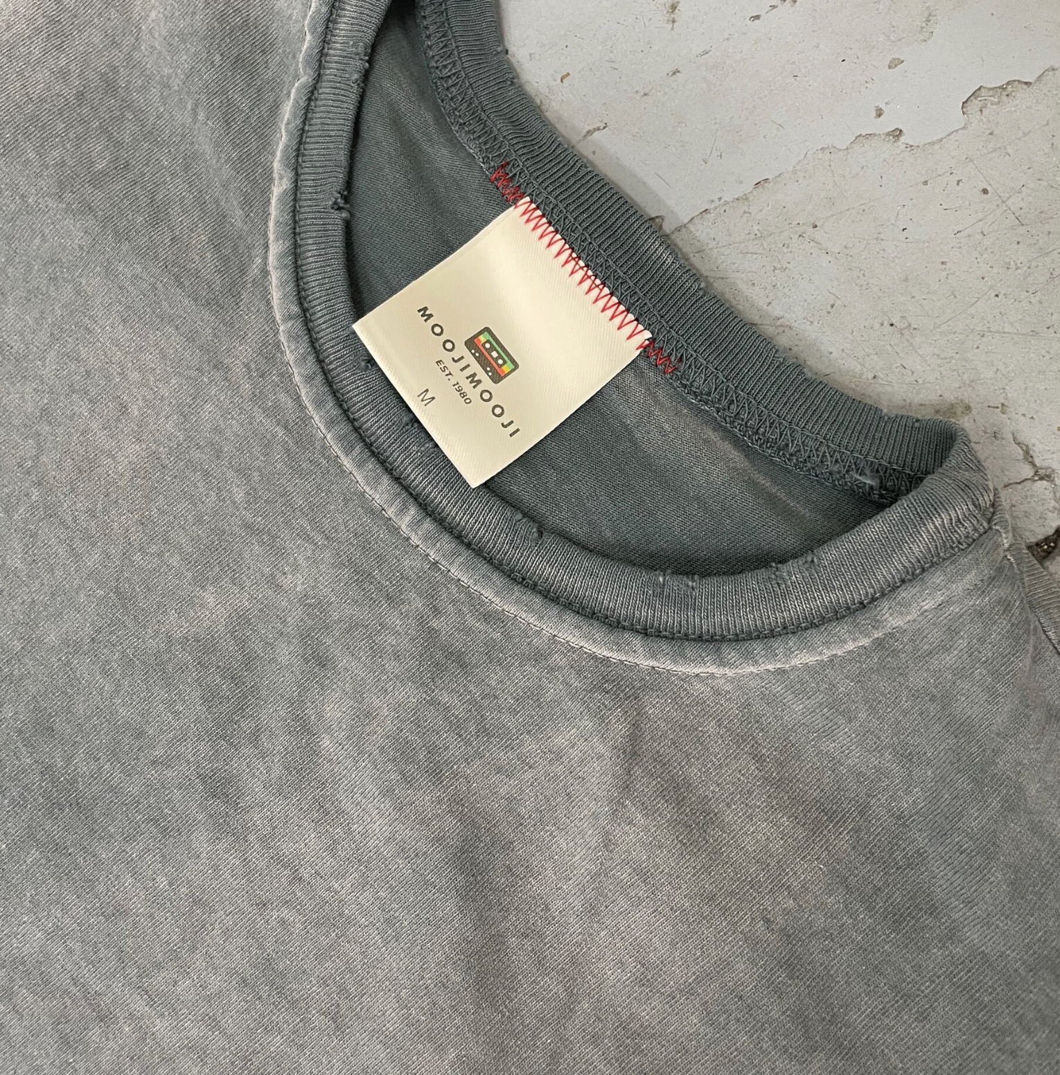 [Instock] MOOJIMOOJI OVERSIZE CROP T-SHIRTS | ENAMEL GREEN