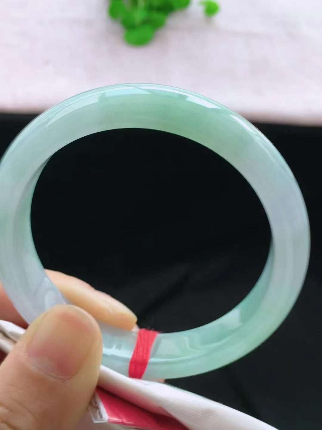 7205840 55mm冰飄綠翡翠正圈手鐲 (54-56)