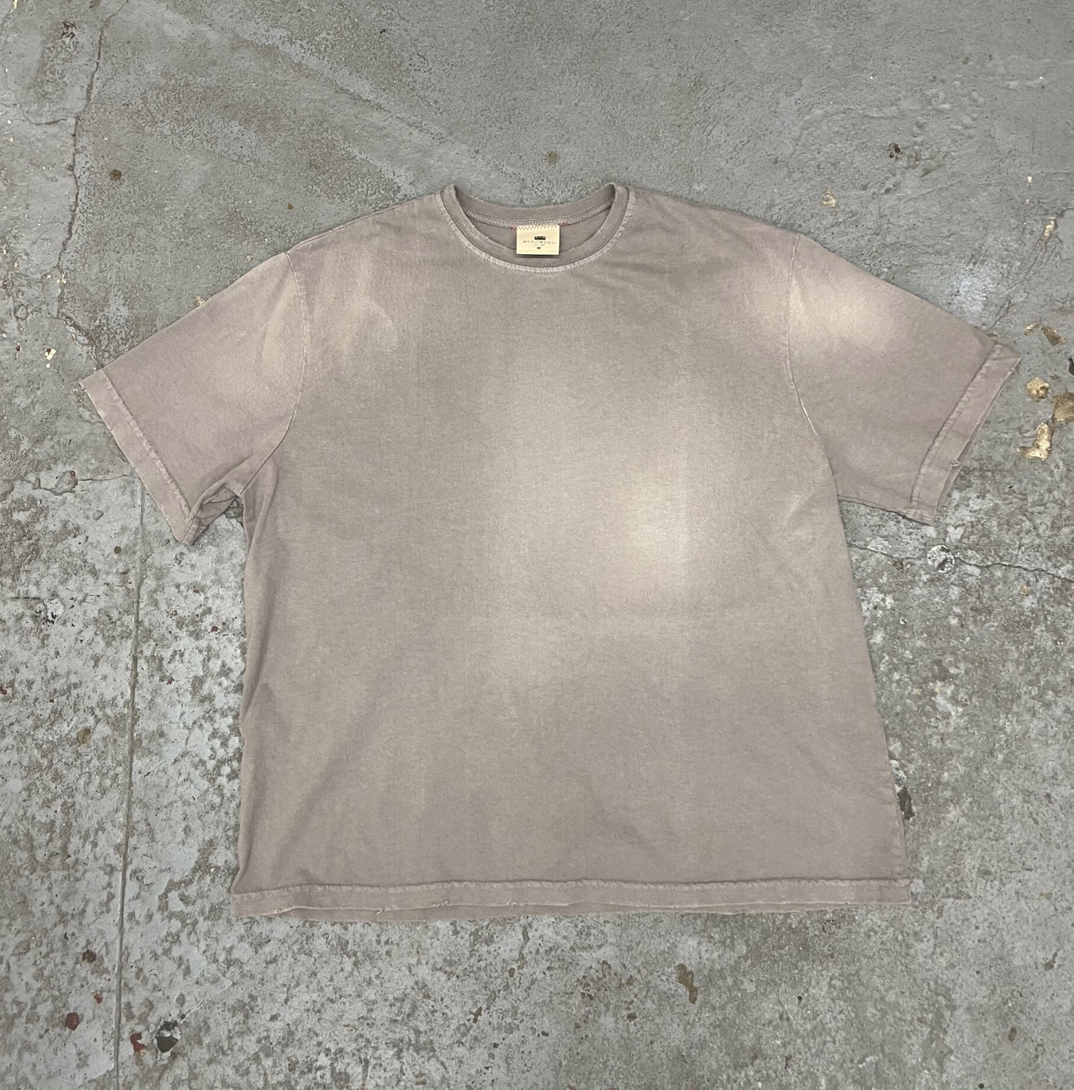 [Instock] MOOJIMOOJI OVERSIZE CROP T-SHIRTS | AGED TAUPE GREY