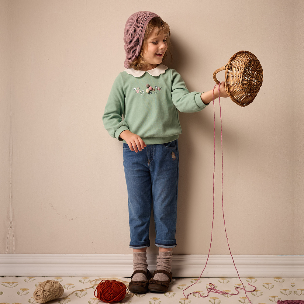 PIPPY 花團錦簇繡花俏麗花瓣領長袖上衣 綠