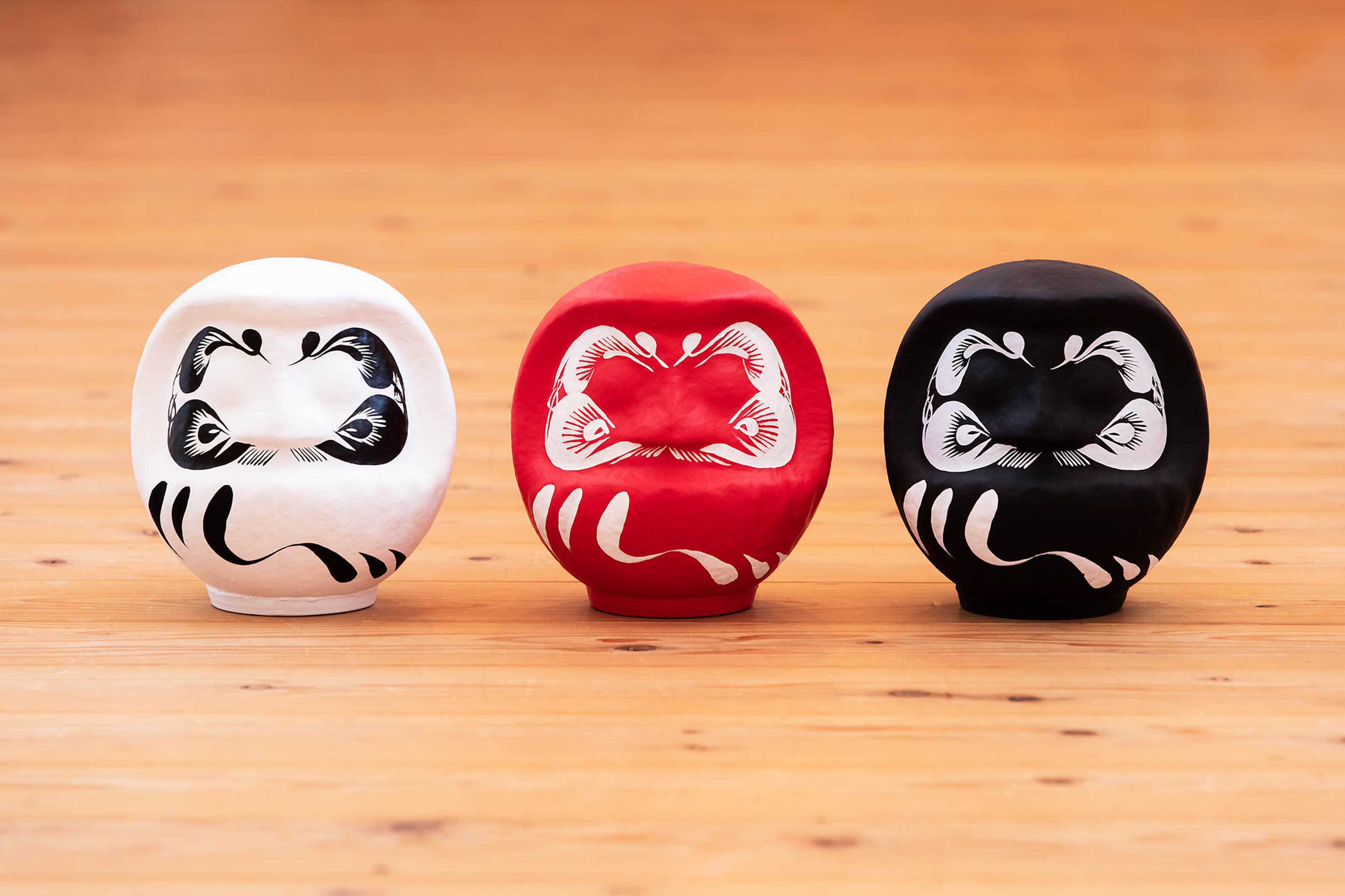 日本達摩不倒翁造型的風水開運置物擺飾