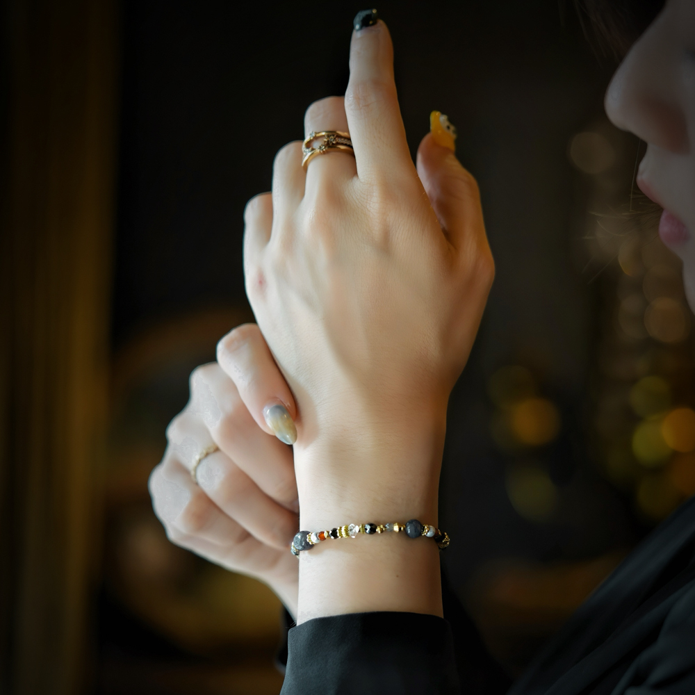 雅典人書店｜堇青石橙石榴石鏈條手鍊 B0025