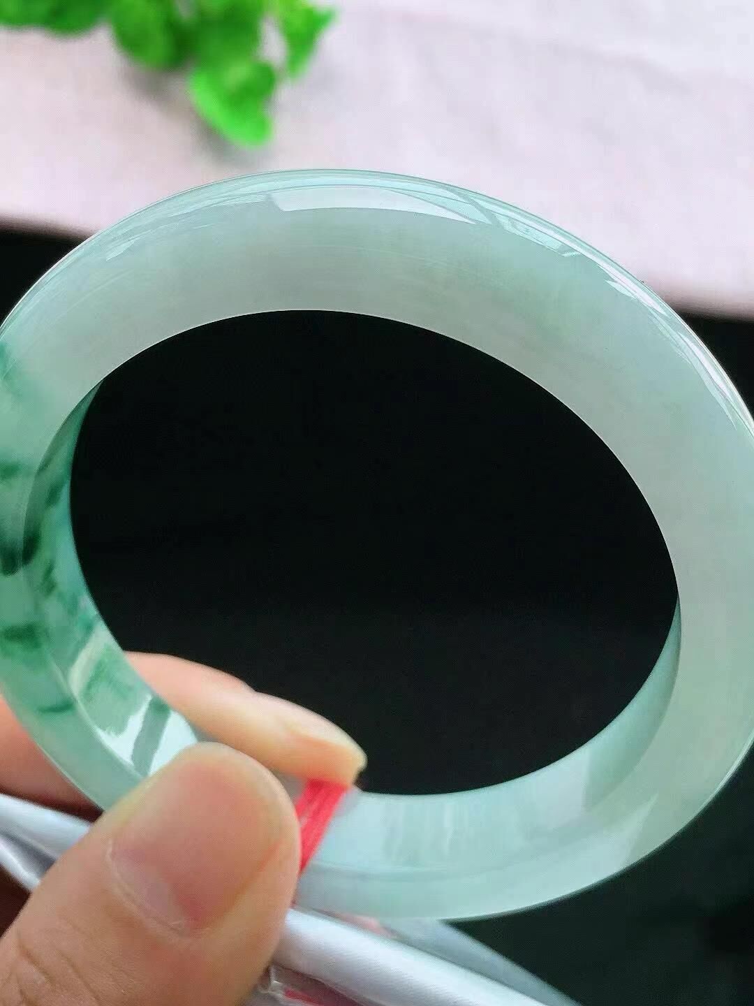 7205843 55.5mm飄花翡翠正圈手鐲 (54-56)