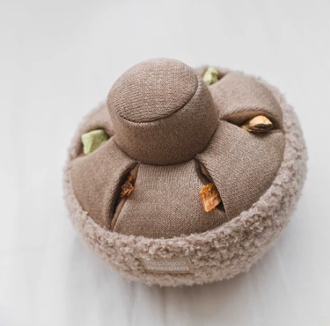 Lambwolf - Guu  (Medium / Oat )