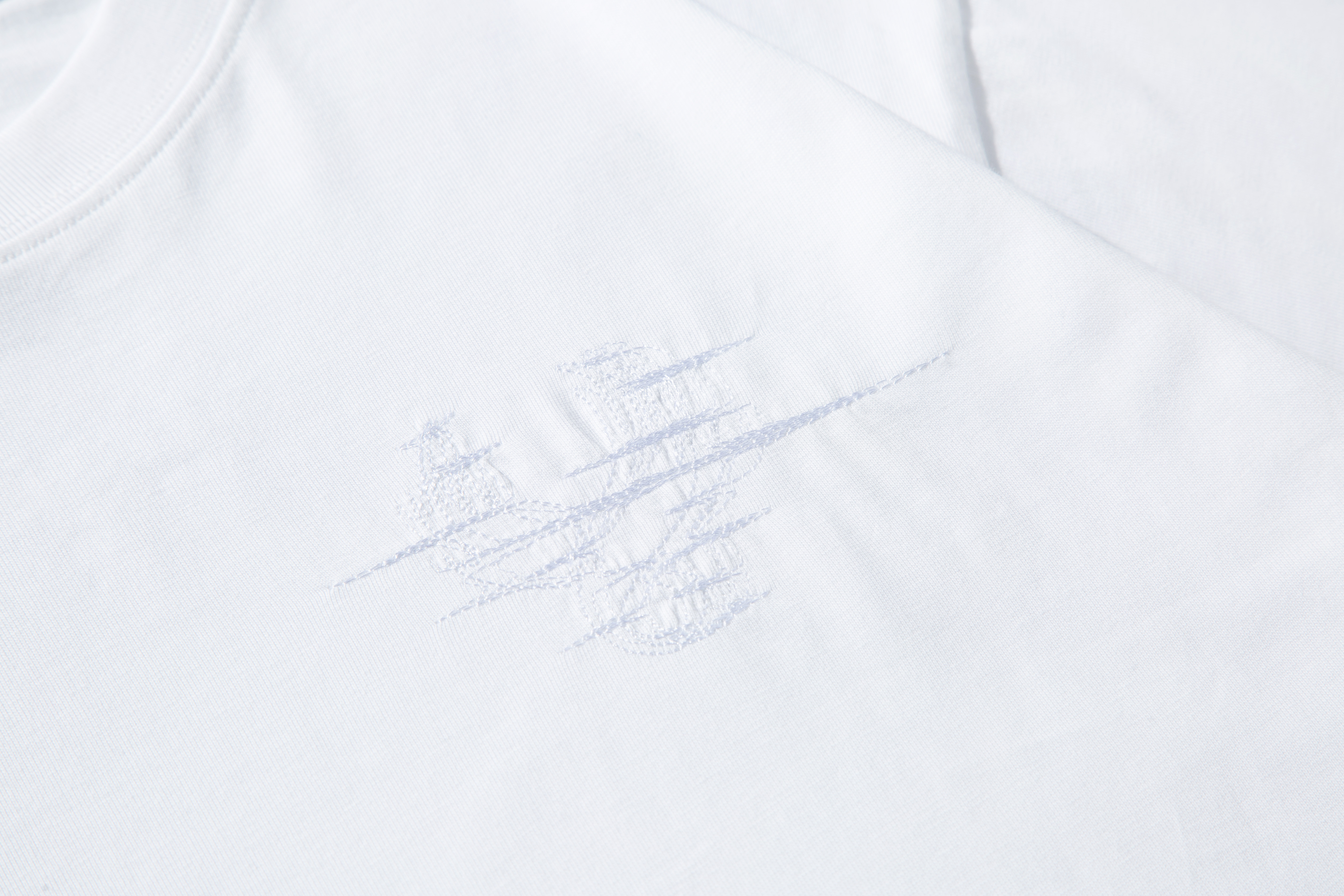 REMIX "WAVE WING LOGO TEE" (White)