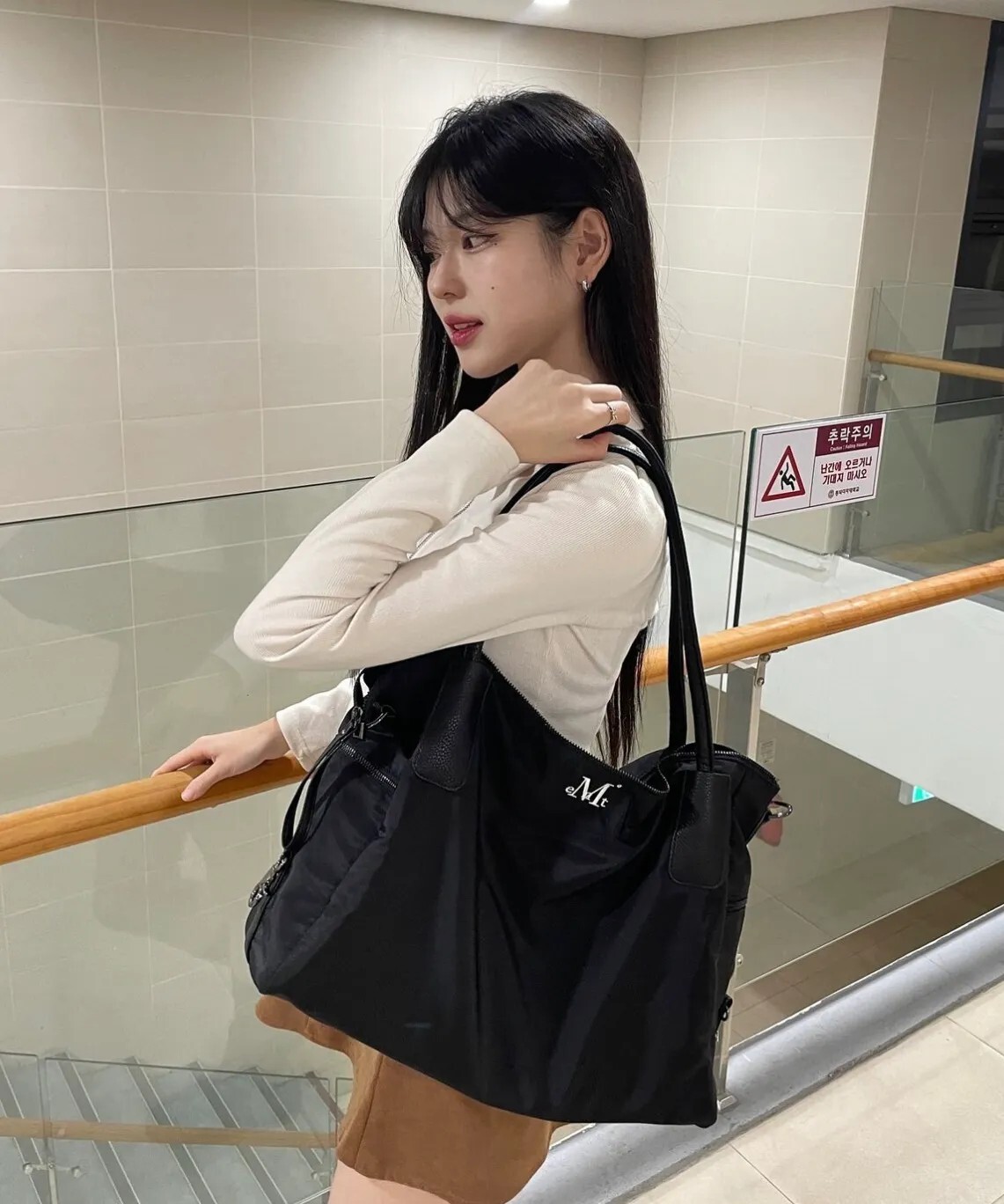 <限時接單> Mucent 韓國人氣設計師品牌 Mucent 4WAY 簡約 通勤 大容量 肩背包 通勤包 大包包 旅行袋