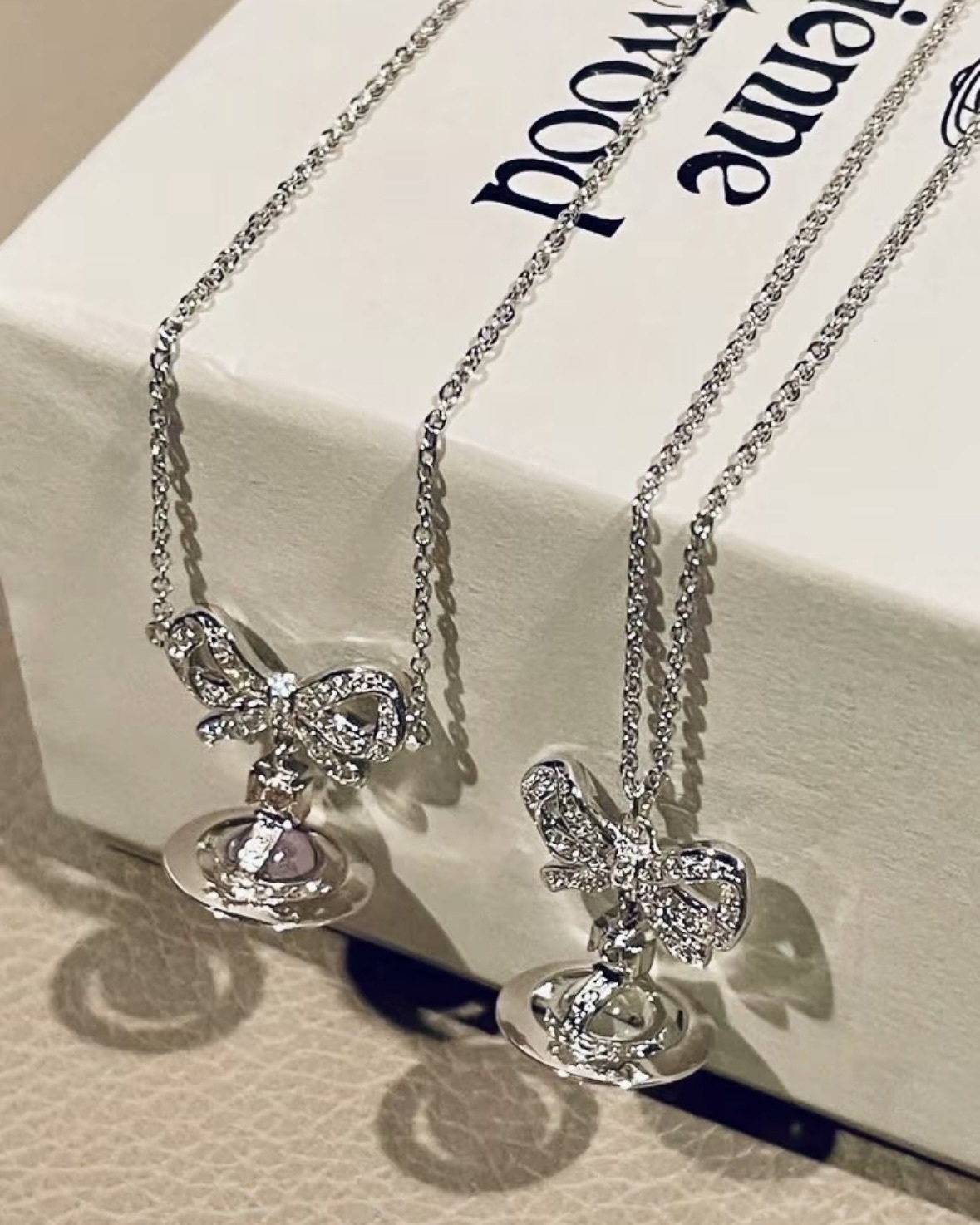 <英國購入!>Vivienne Westwood Octavie Pendant Necklace 薇薇安 西太后 蝴蝶結土星項鍊 兩色