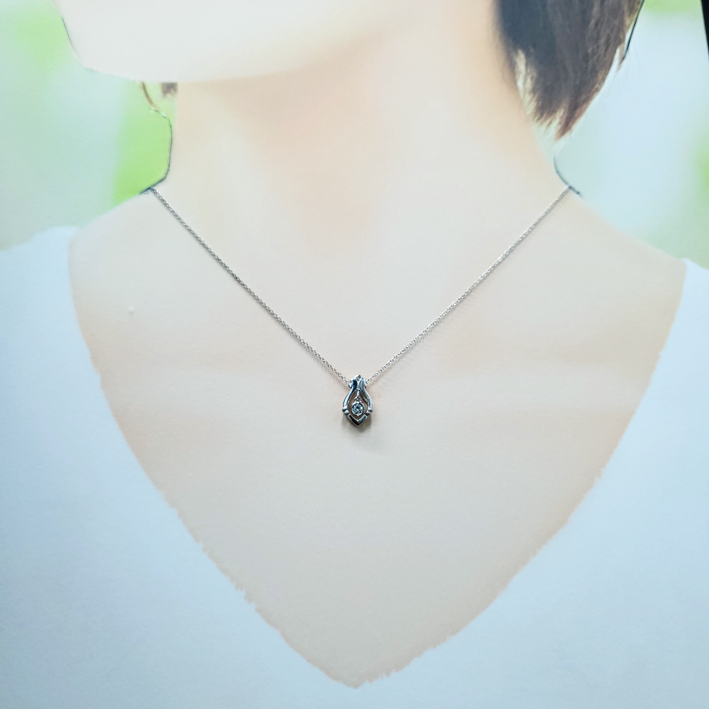 18K White Gold 0.05ct Diamond Pendant