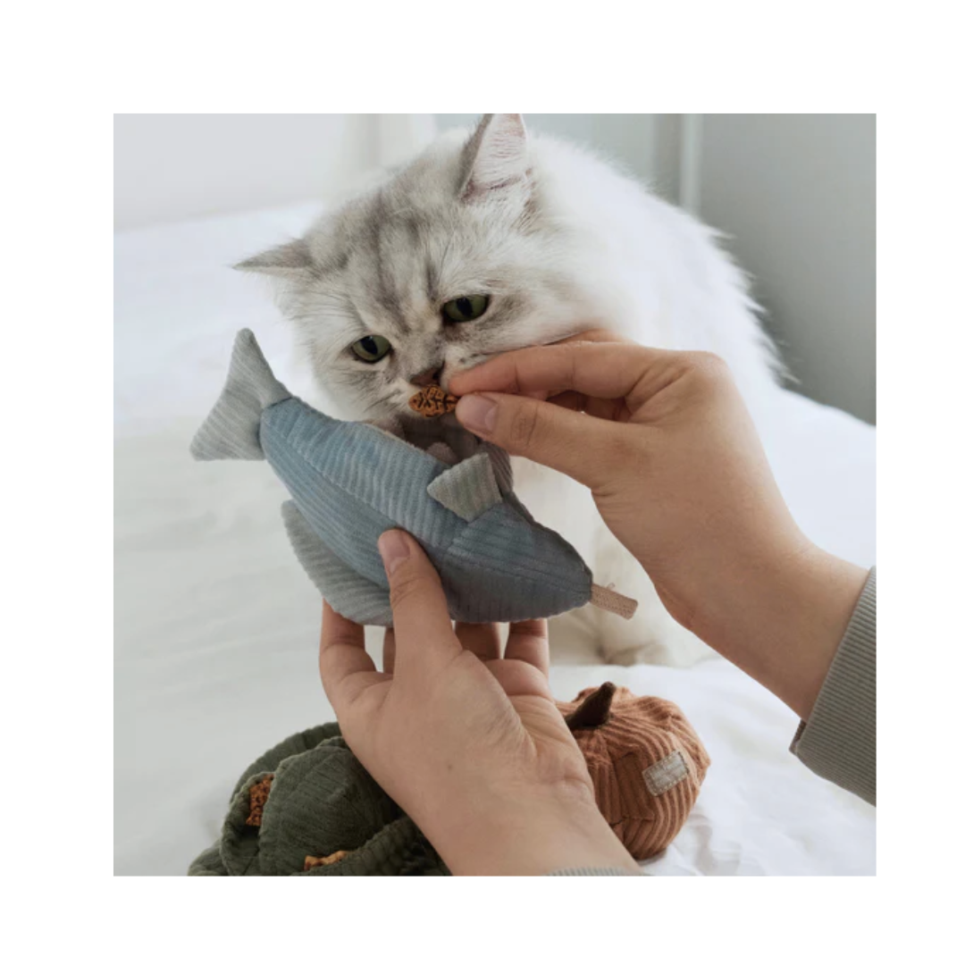 Lambwolf - Kitty Trout - Squeaky+Crinkly