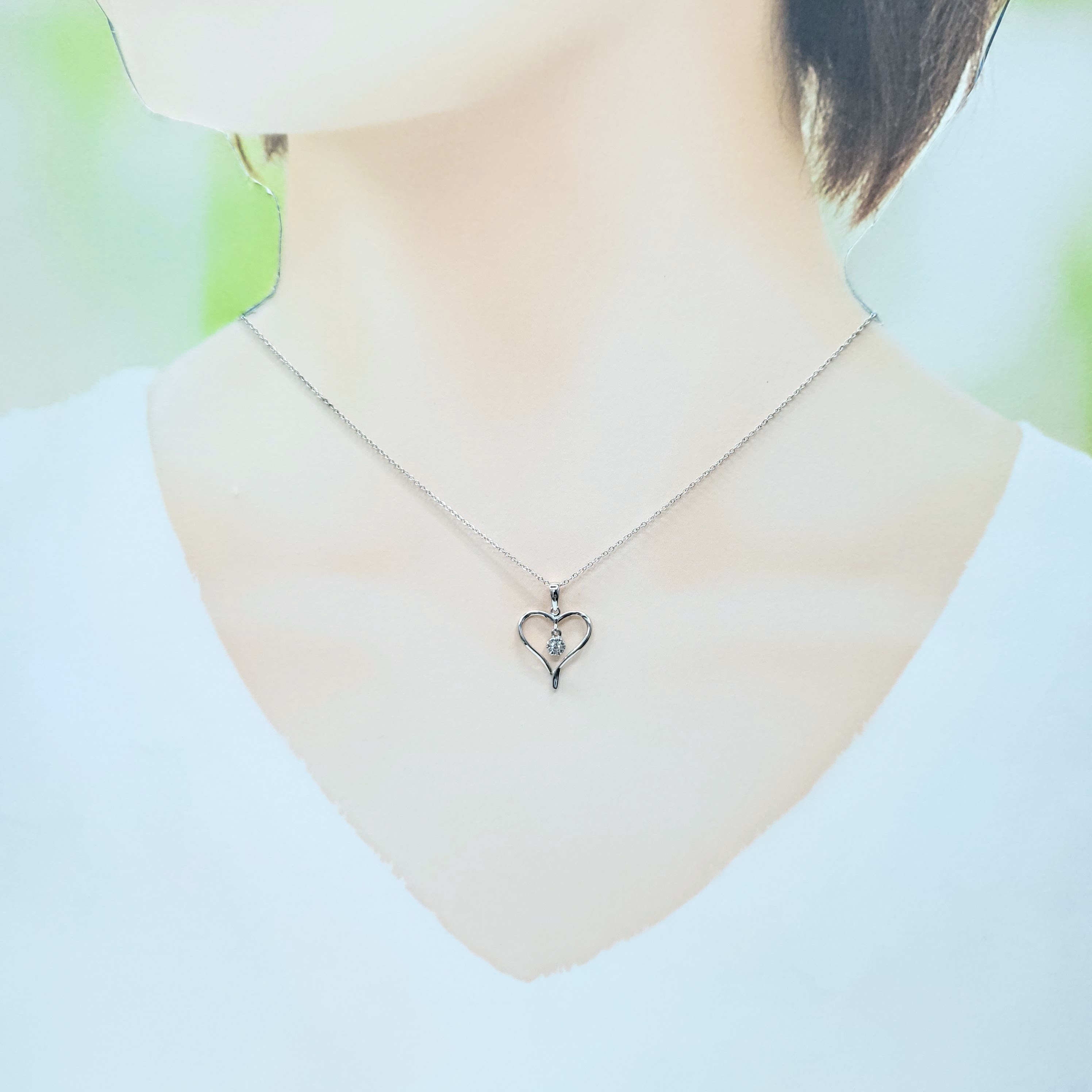 9K White Gold 0.03ct Diamond Pendant