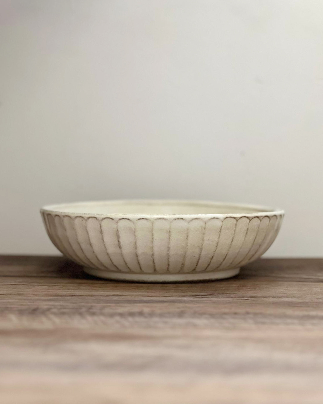 益子燒 刻紋20cm圓盤｜職人 若林健吾