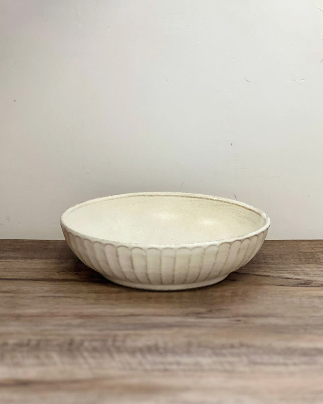 益子燒 刻紋20cm圓盤｜職人 若林健吾