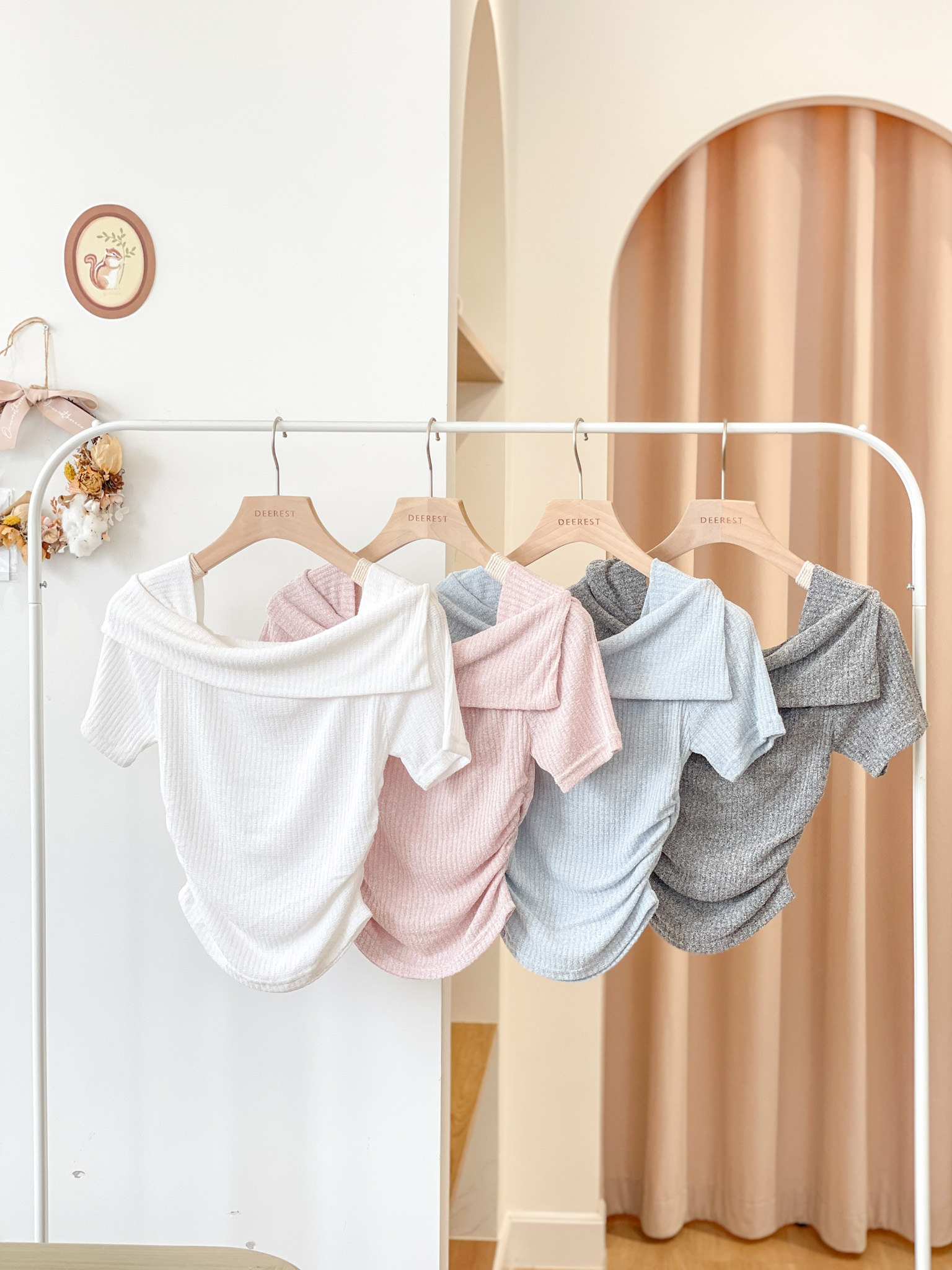 T1351 Blush Gathered Bloom Top