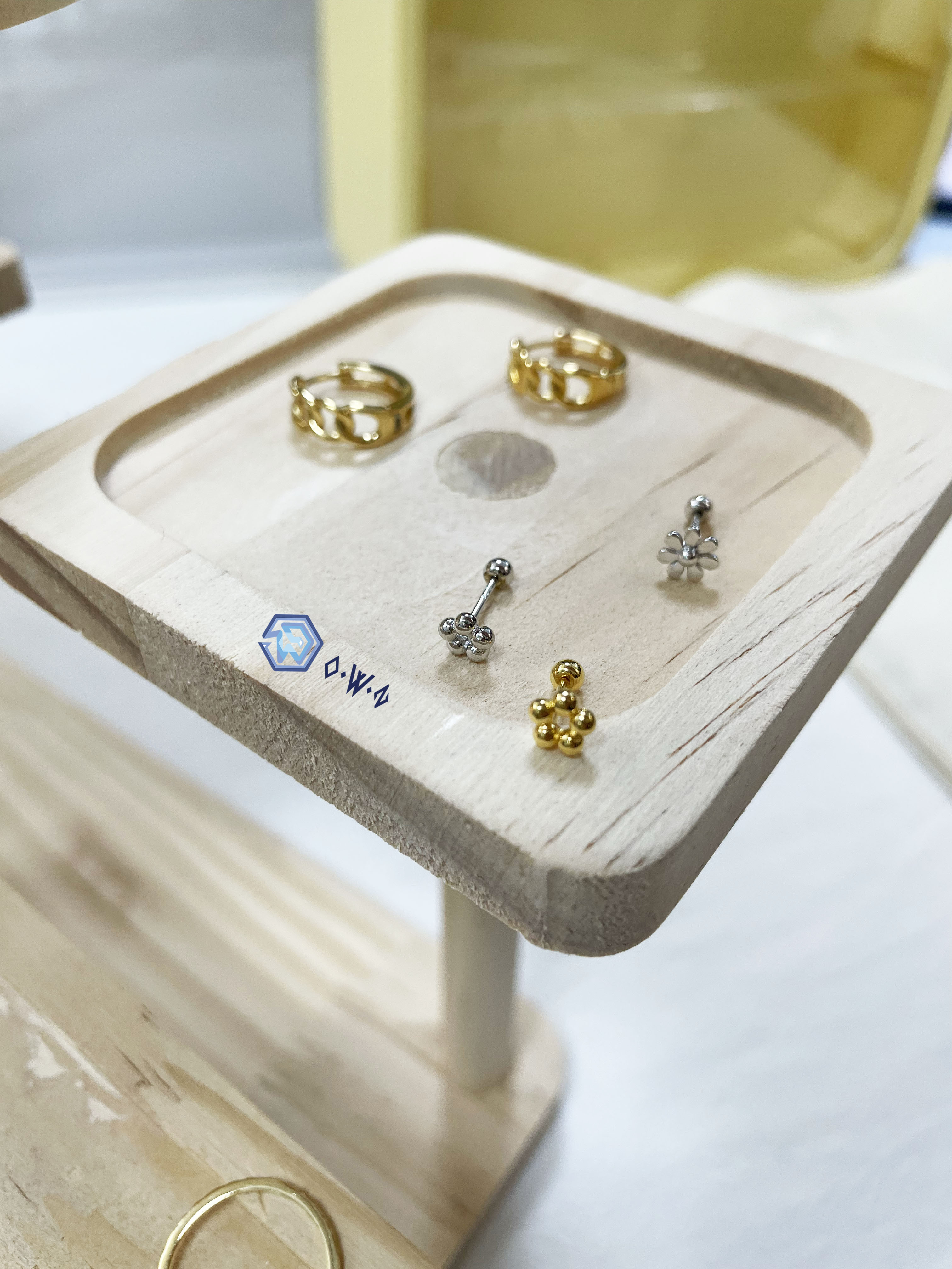 【OWN】韓國 手工 925純銀系列 耳環 耳針 飾品 首飾 花花 圓形 鍍金 銀