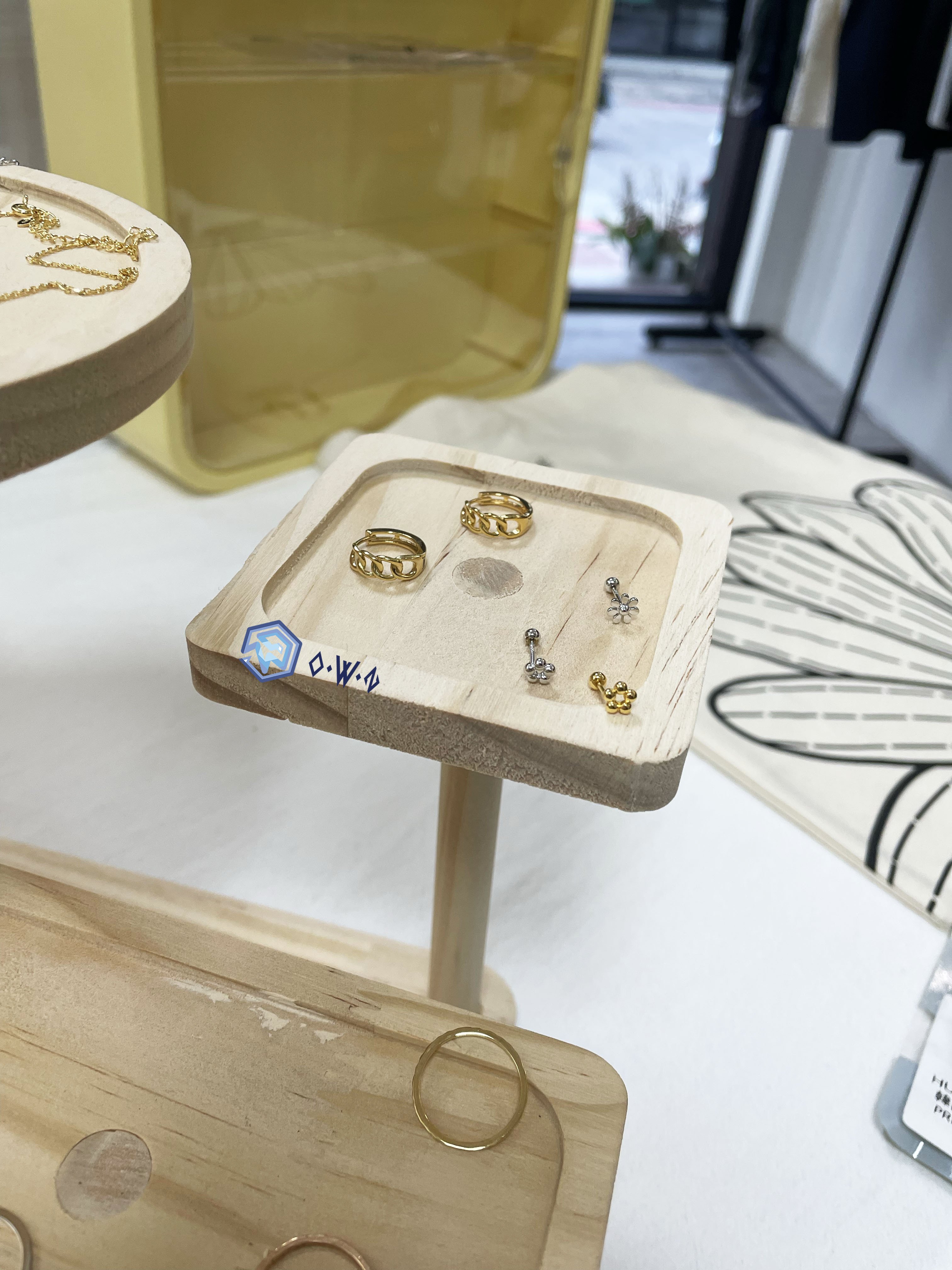 【OWN】韓國 手工 925純銀系列 耳環 耳針 飾品 首飾 花花 圓形 鍍金 銀