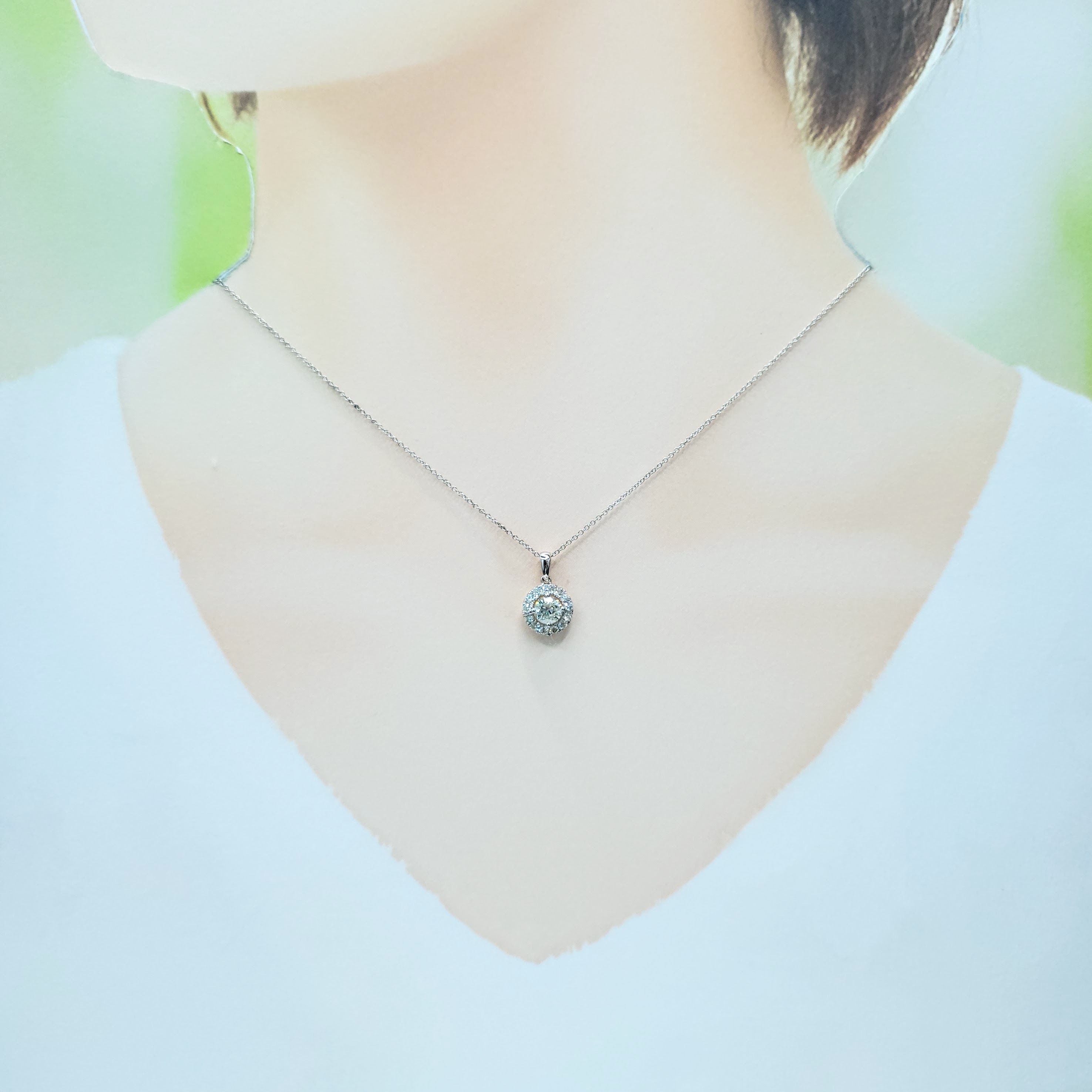 18K White Gold 0.71ct Diamond Pendant