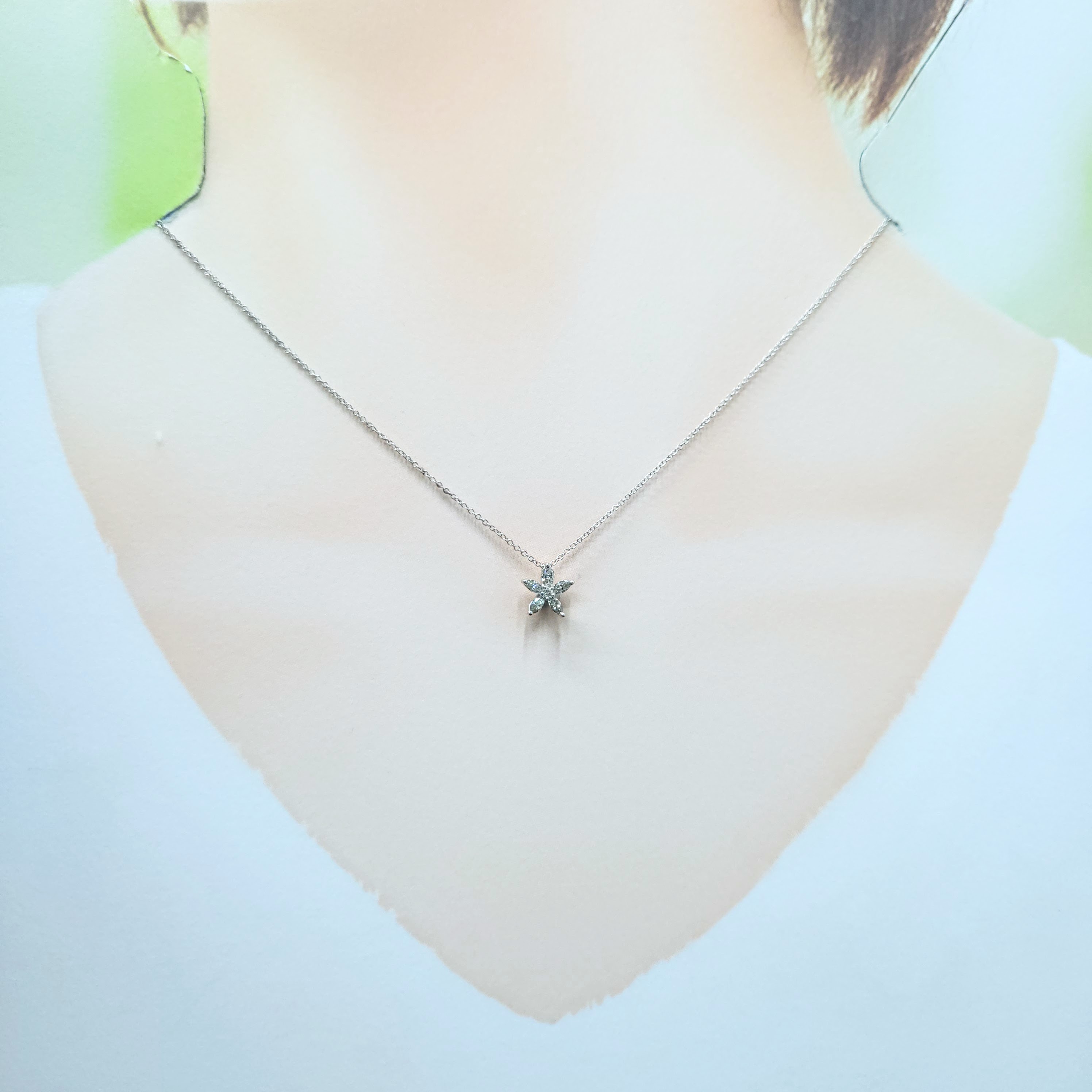 18K White Gold 0.27ct Diamond Pendant