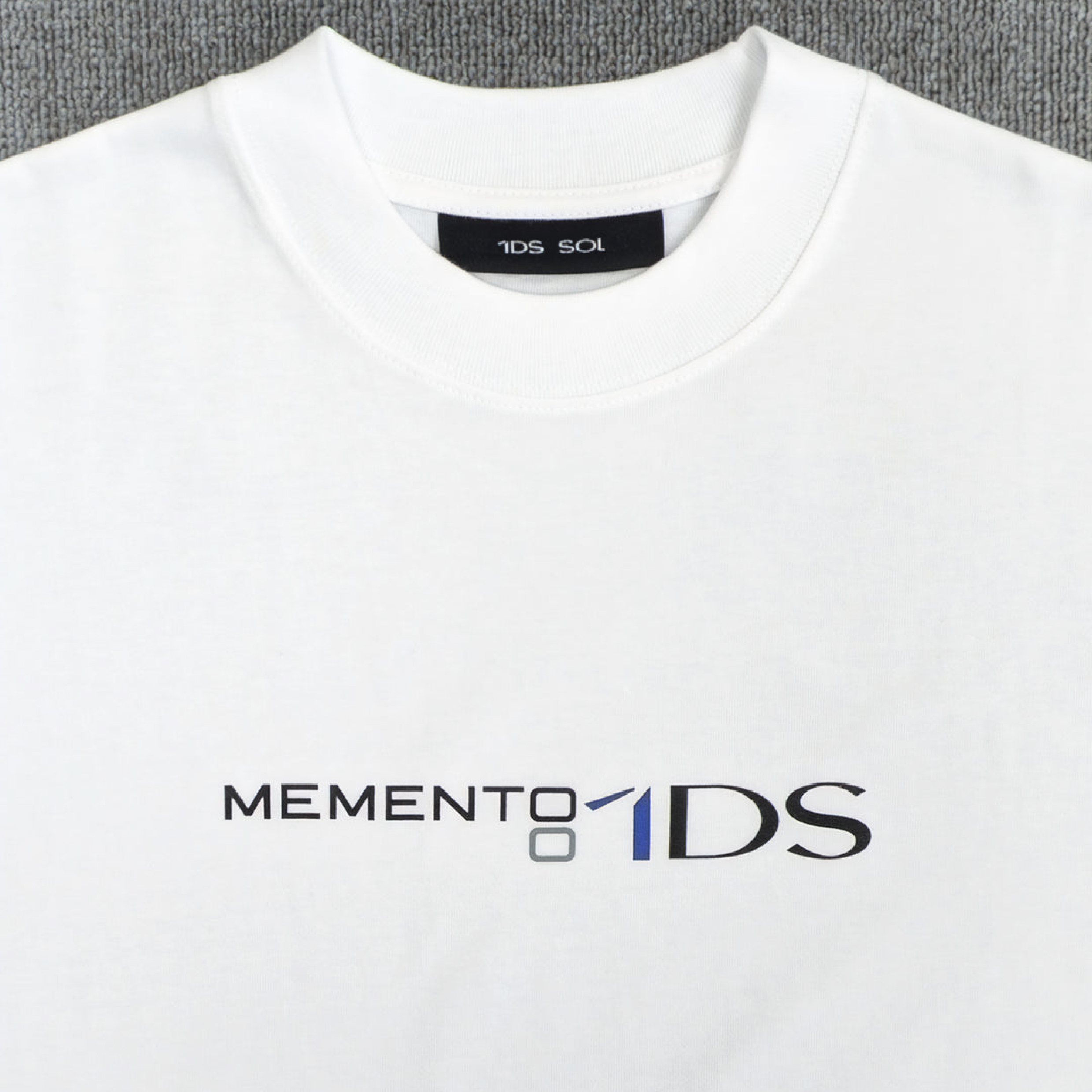 1dyll.assemblage 10SS MEMENTO Boxy Tee