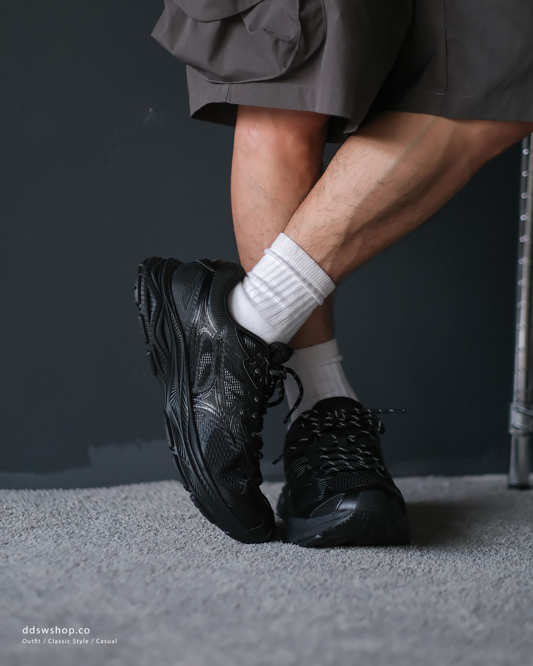 "代購" Mizuno Racer V2 復古 透氣 黑武士 男女鞋 D1GH250604